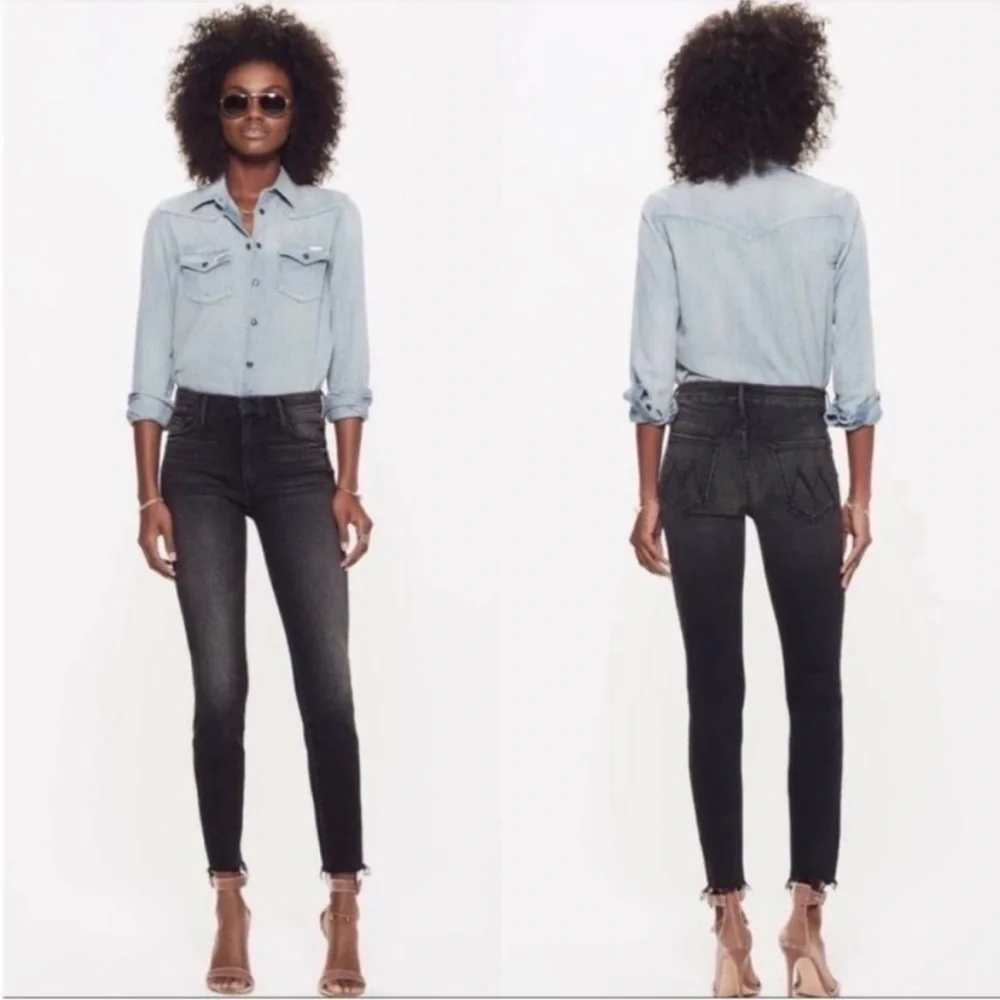 MOTHER High Waisted Looker Ankle Fray in Blackbird size 27 - Picture 3 of 16